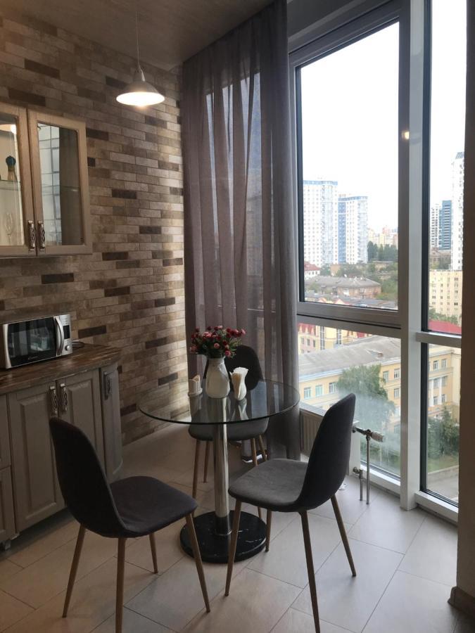 Apart Assistant On Smart Plaza 키예프 외부 사진