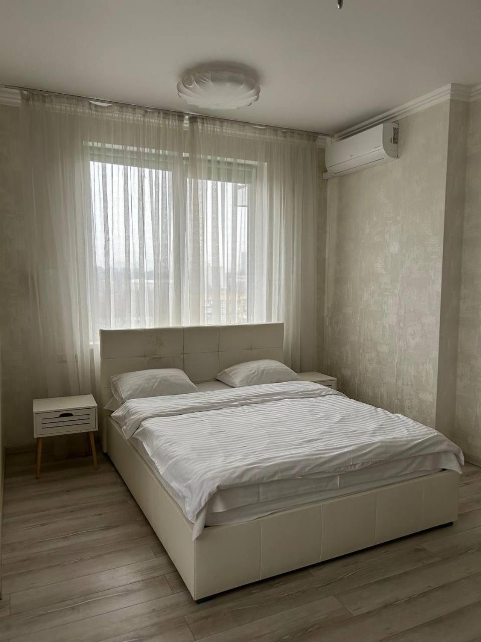 Apart Assistant On Smart Plaza 키예프 외부 사진